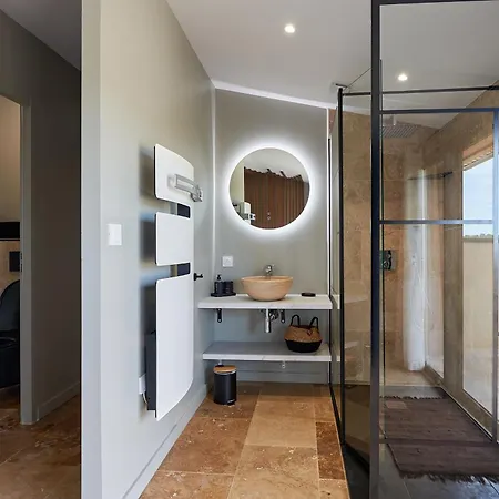 Le Repaire Lagardere