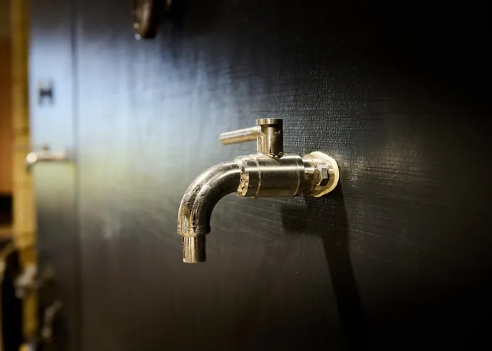 Le Repaire Lagardère Couette-café *