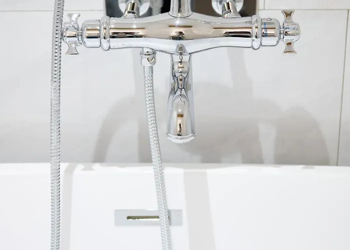 Le Repaire Lagardère Couette-café *