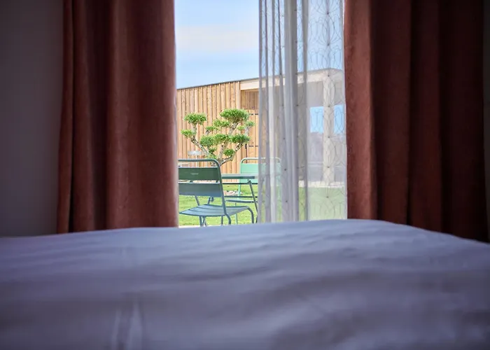 Le Repaire Lagardère Couette-café *